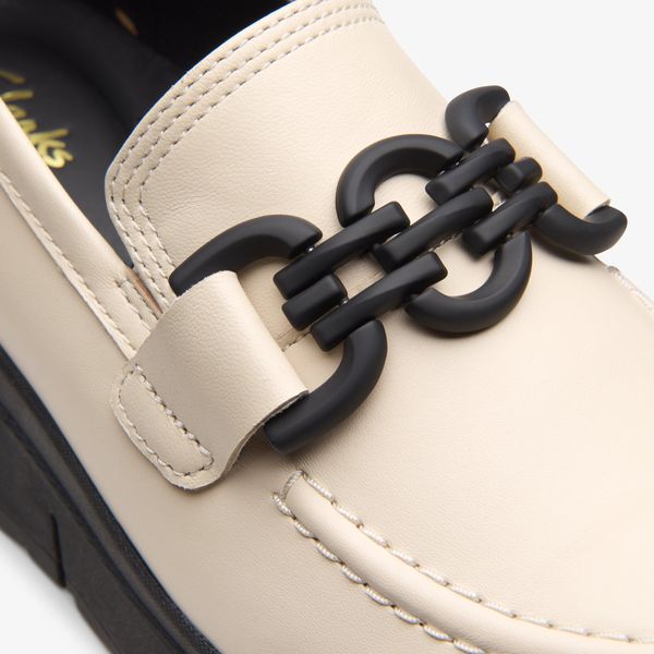 Women's Loriini Izzy Cream Leather Loafers - Image 7