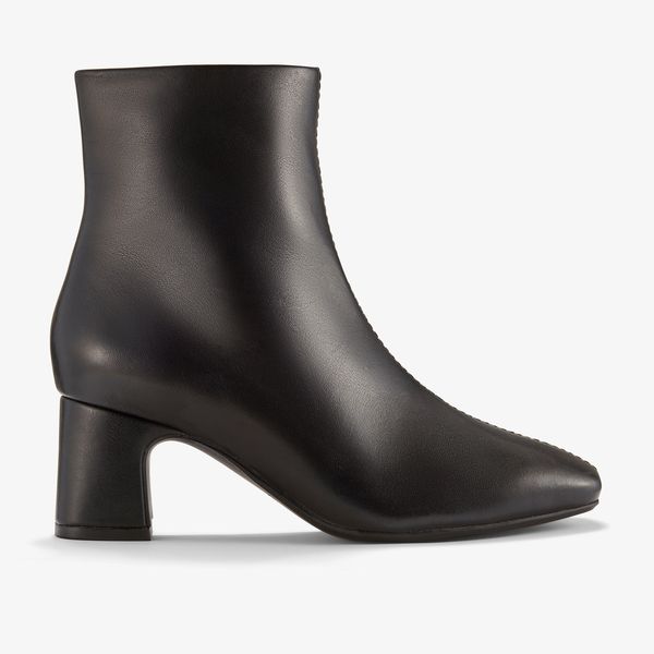 Women's Fernie Zip Black Leather Ankle Boots