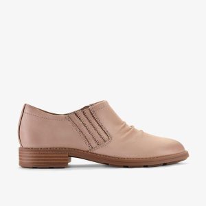 Womens Adalynn Ezra Mushroom Nubuck Shoes