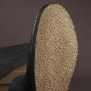 Clarkdale Easy Black Leather