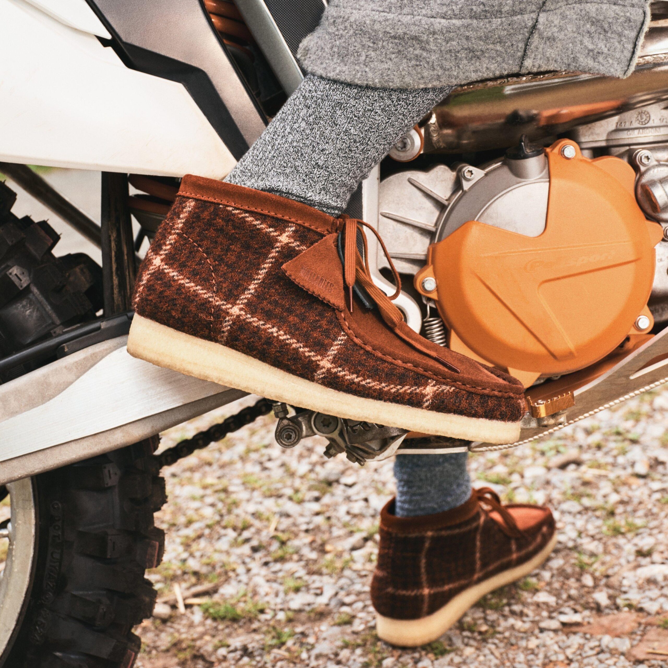 Wallabee Boot Rust Tweed Combination - Image 2