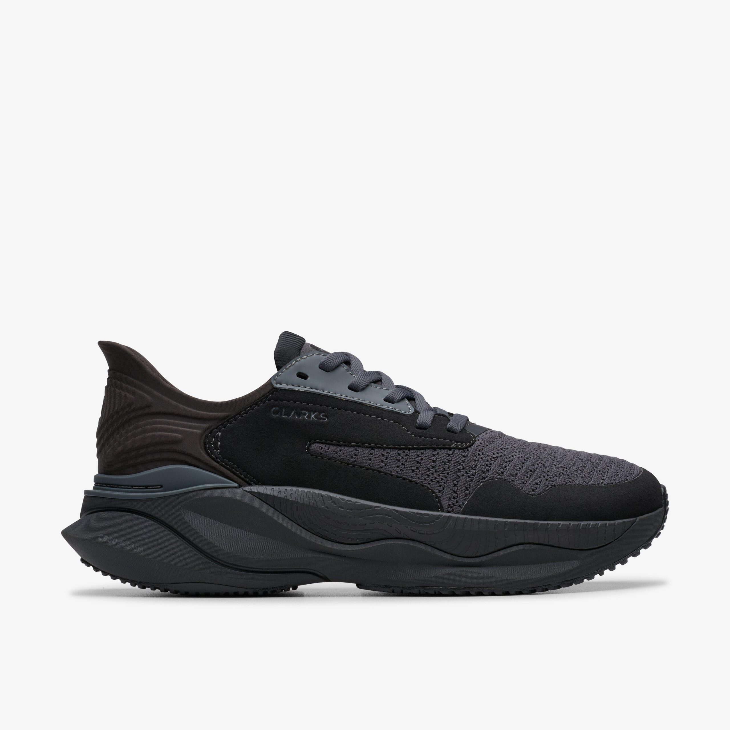 Clarks Pace Black