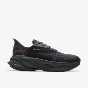 Clarks Pace Black